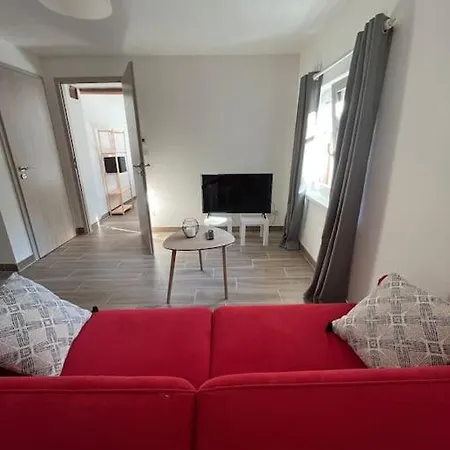 Appartement Doux Refuge Avec Terrasse Parking Gratuit à Beblenheim Extérieur photo